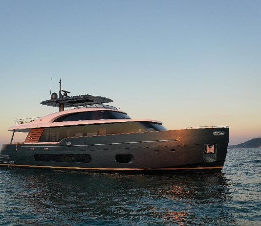 Novo Azimut Magellano 25 Metri fará estreia mundial no salão náutico de Cannes